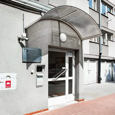 Apartment Solidarnosci By Renters Warsaw